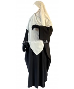 Saudi style abaya