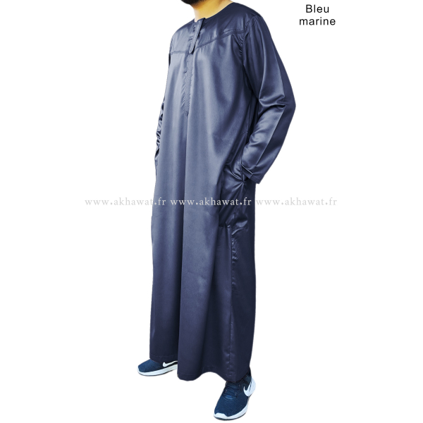 Qamis Omanais