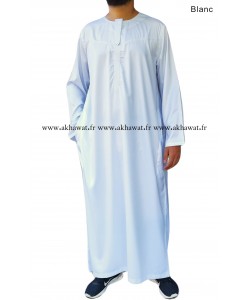 Qamis Omanais