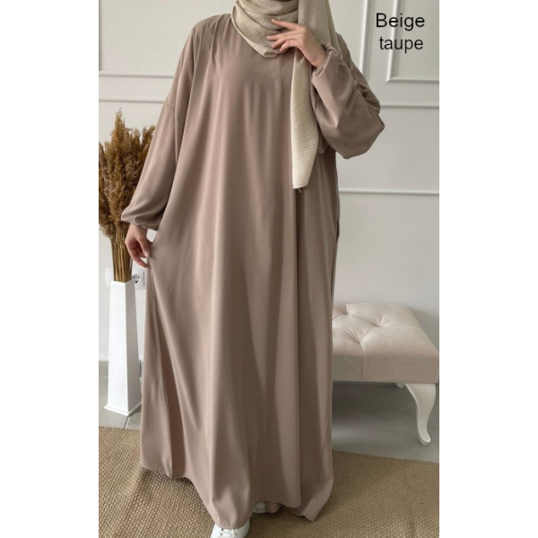 Ample abaya with pockets
